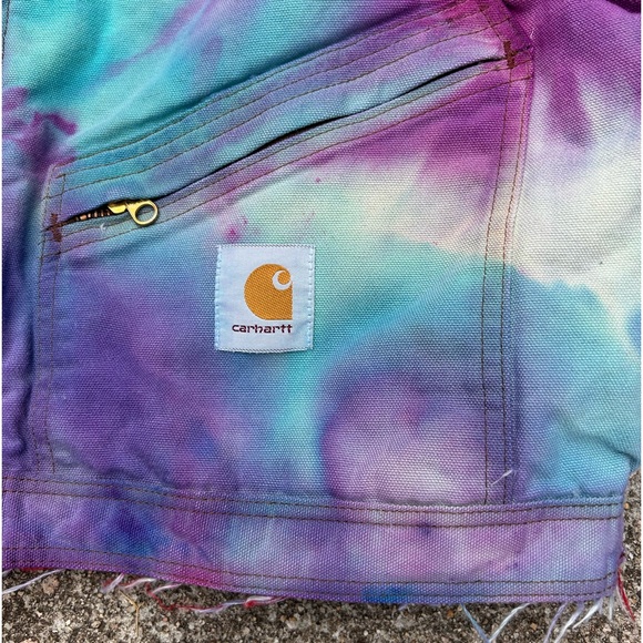 Custom Cropped Carhartt - Picture 3 of 11